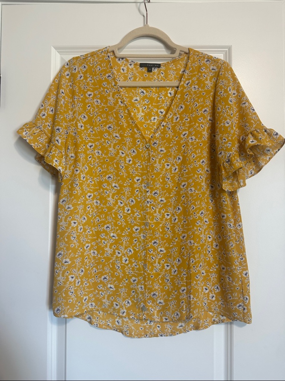 West Kei Yellow Floral Ruffle Sleeve Blouse